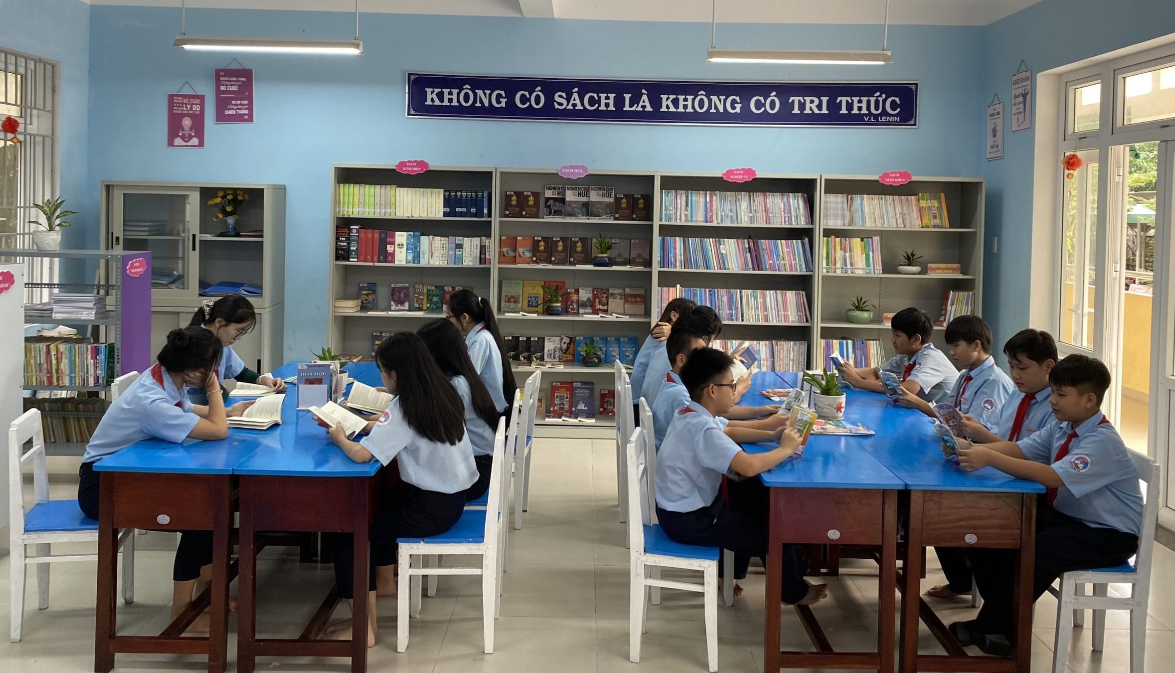 CLB Văn học THCS Huỳnh Thúc Kháng- TP Huế